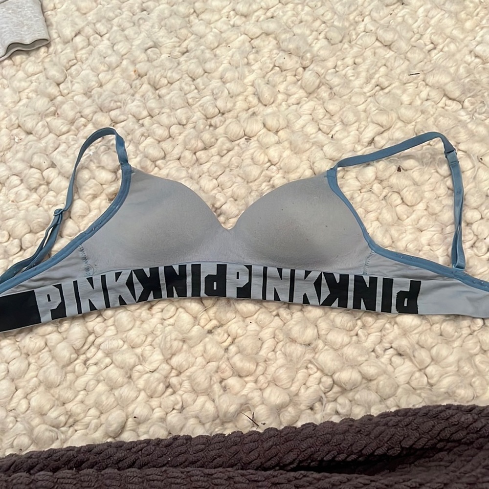 pink bra